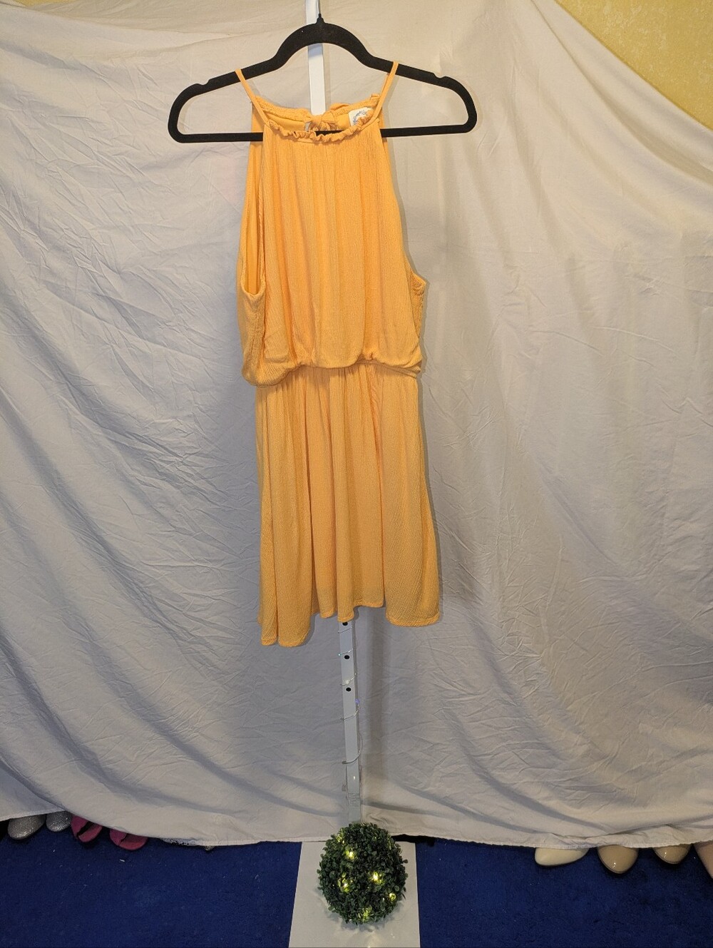 Blue Rain Francesca's Vibrant Orange Halter Keyhole  Dress Size M